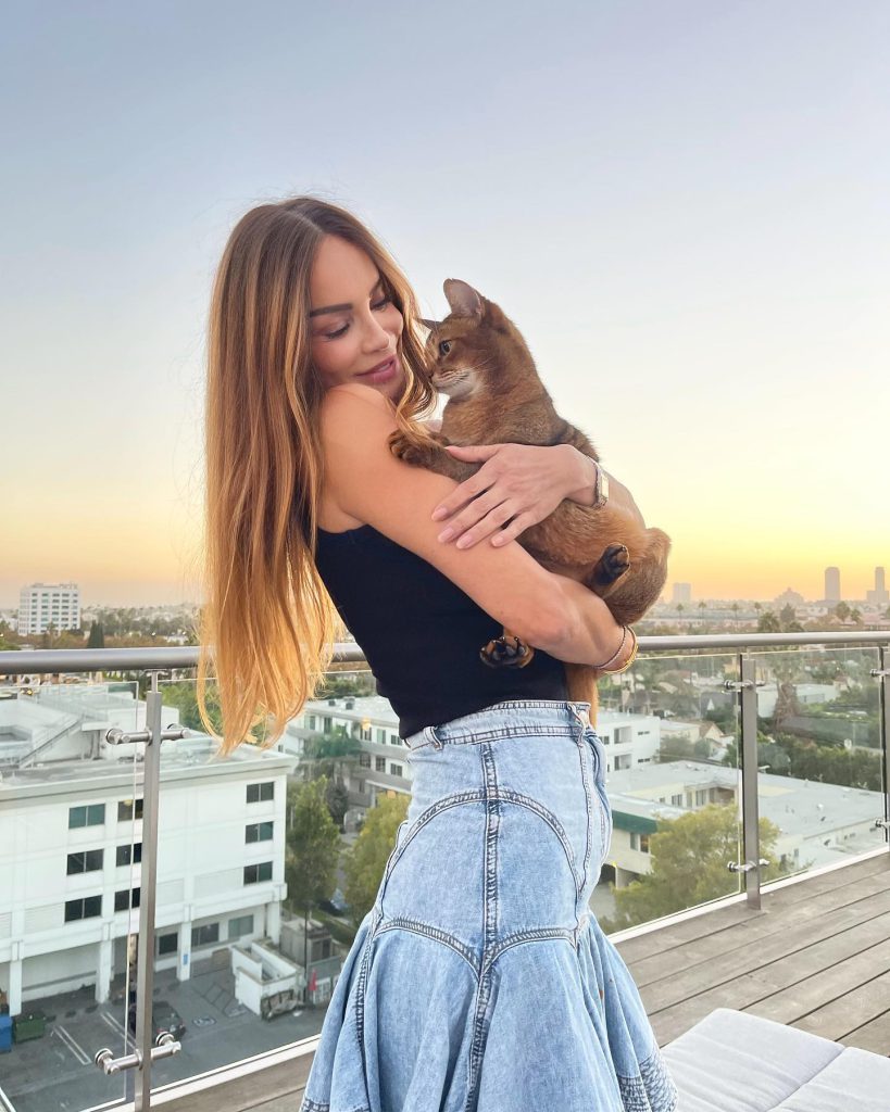 Ebru Şallı beautiful hot pics