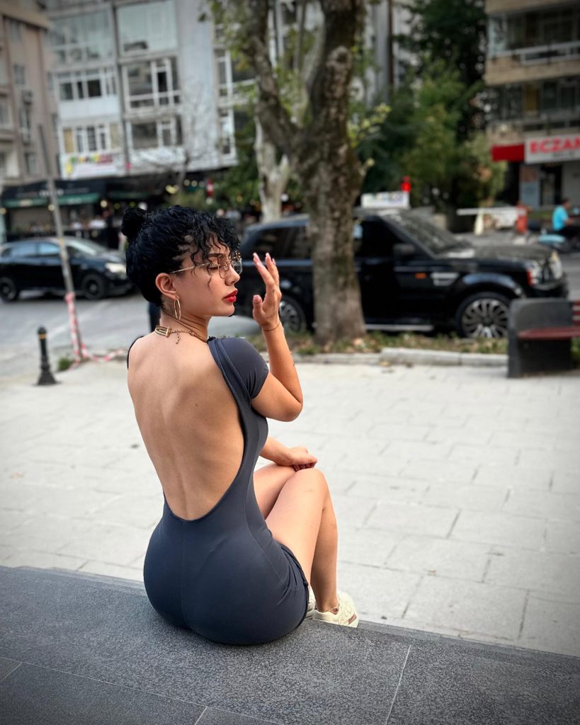 Ece Ronay ardent sex scenes