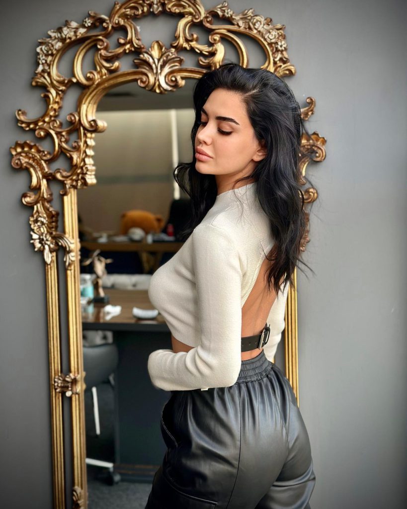 Ece Ronay beautiful hot