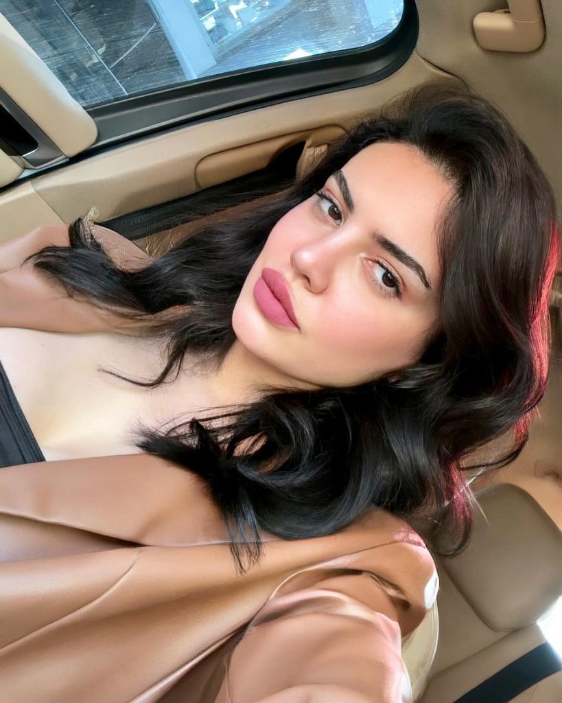 Ece Ronay depicts fire hot images