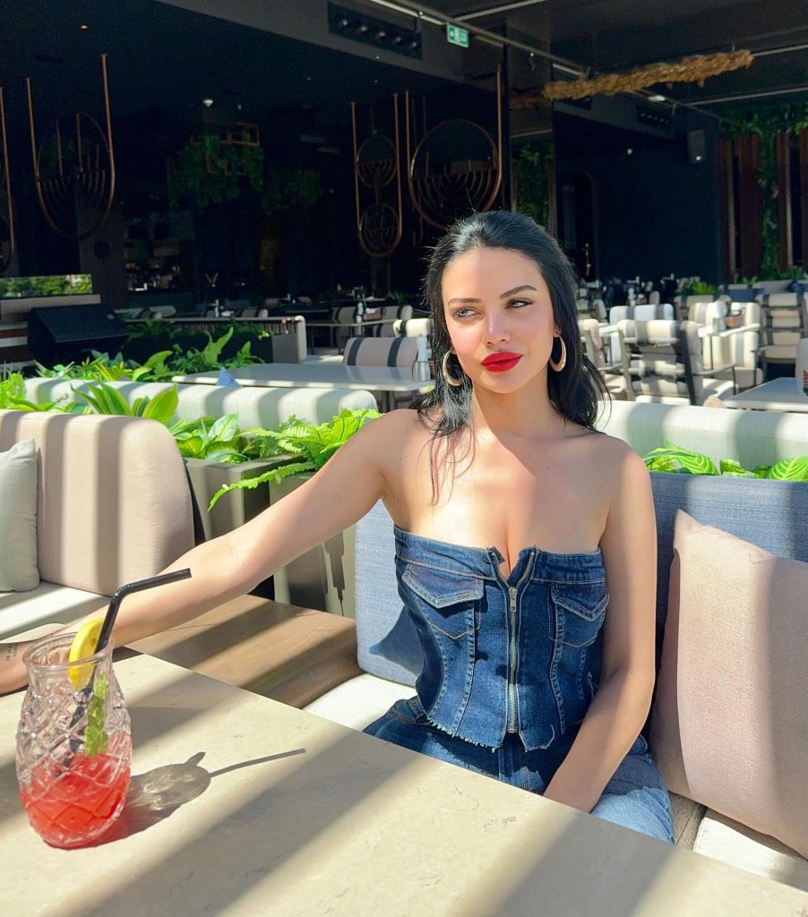 Ece Ronay depicts fire xxx porn