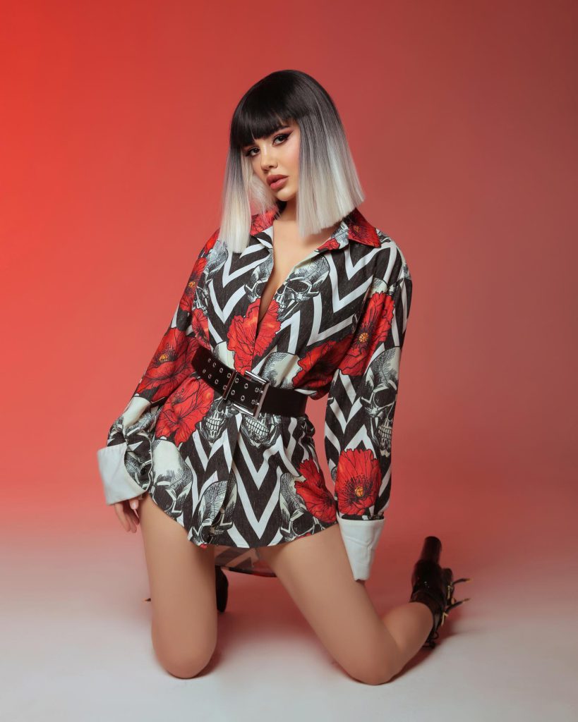 Ece Ronay looks porn