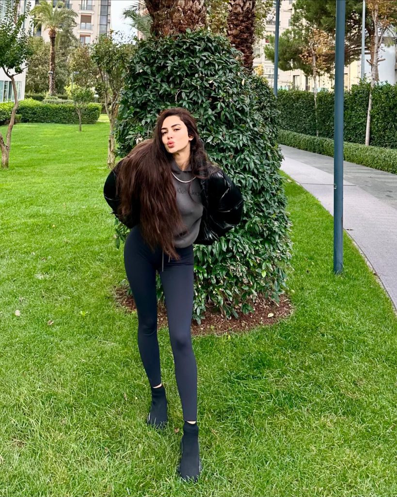 Ece Ronay slut pussy