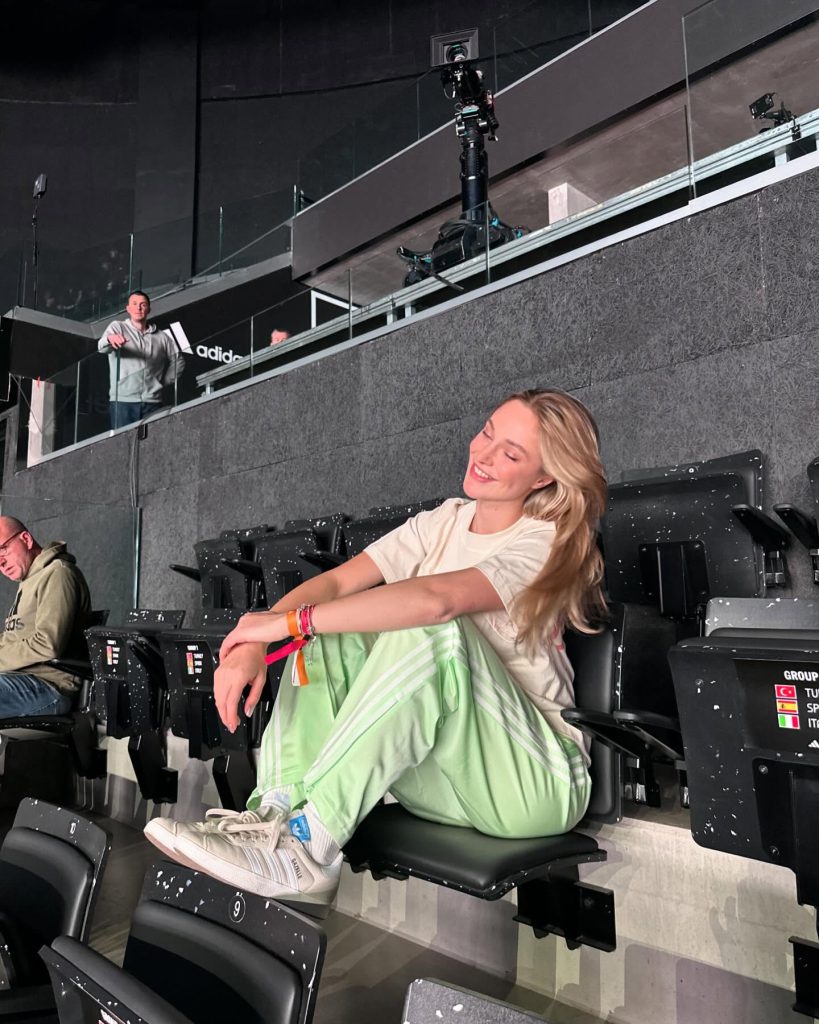 Ecenaz Üçer beautiful hot bikini