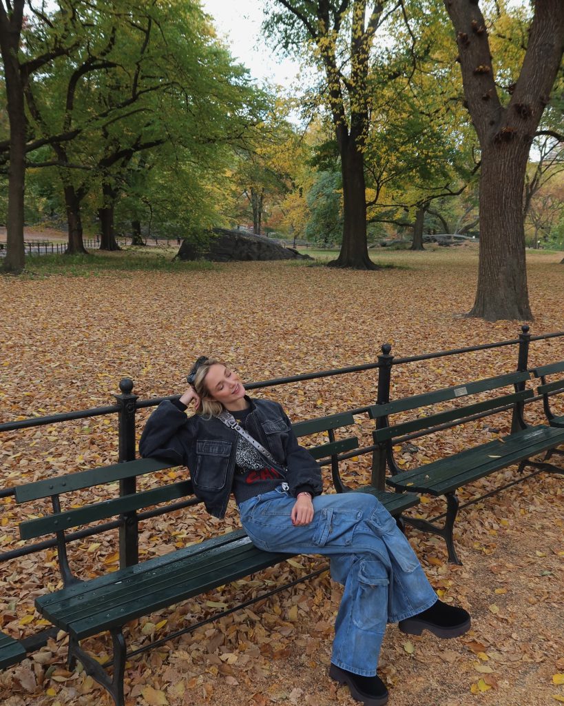 Ecenaz Üçer looks hot