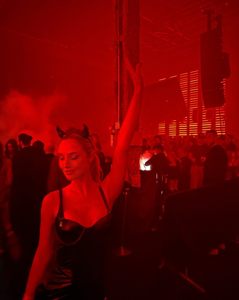 Ecenaz Üçer smiles bikini