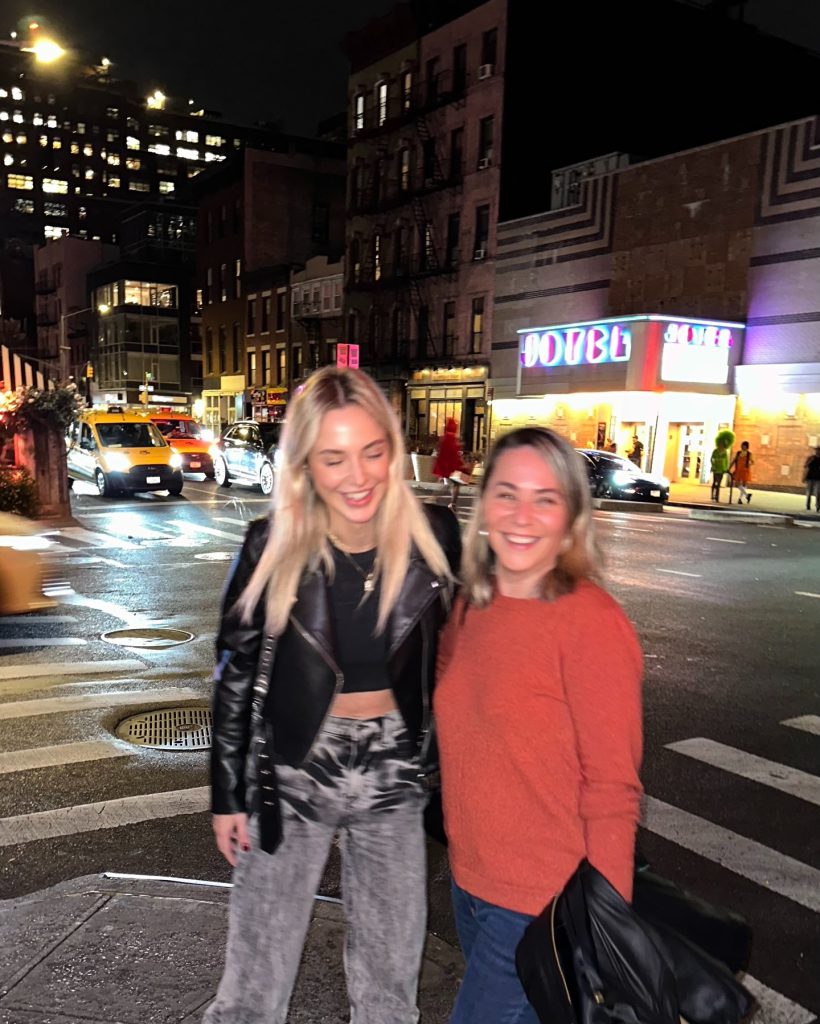 Ecenaz Üçer smiles hot