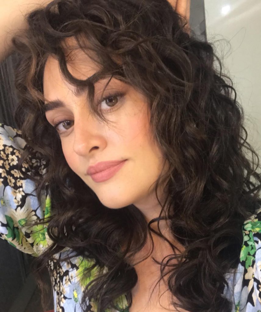 Esra Bilgiç depicts fire boobs