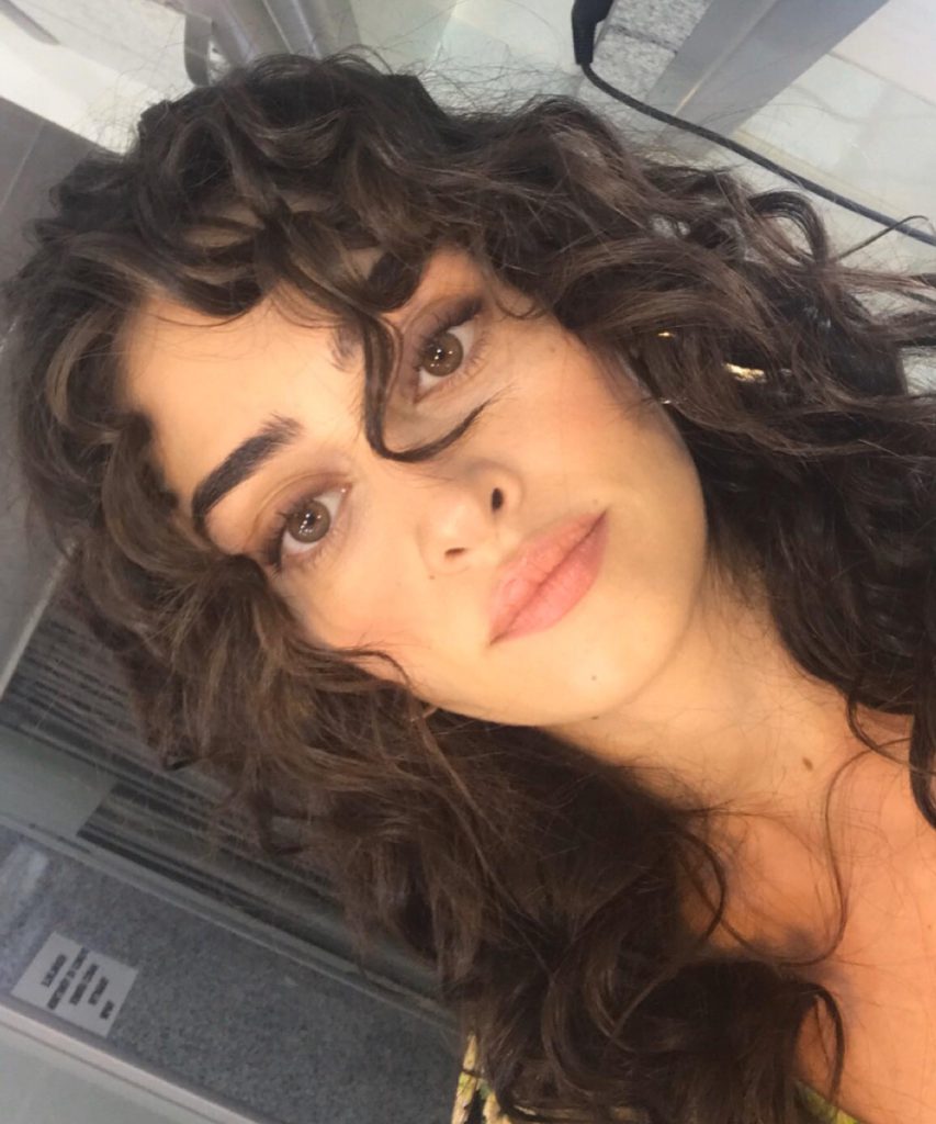 Esra Bilgiç depicts fire hot photos