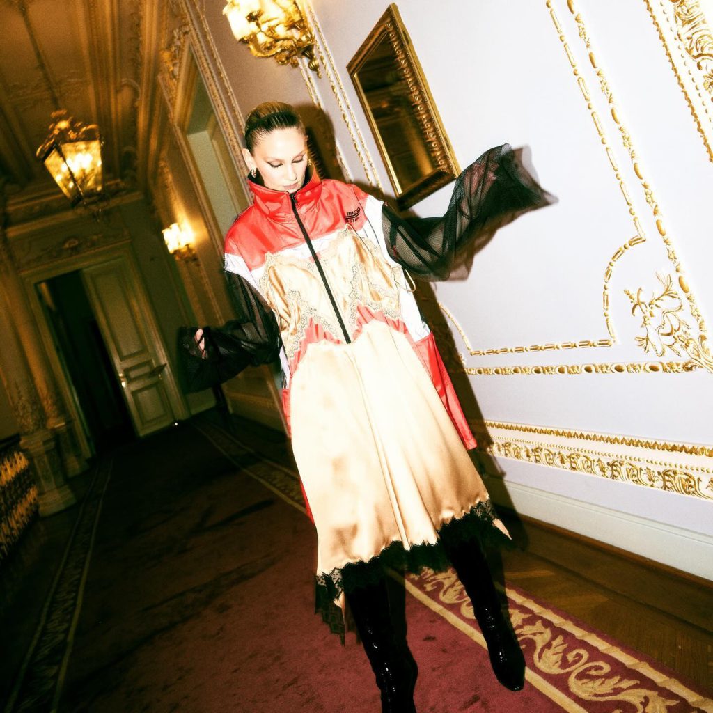 Farah Zeynep Abdullah ardent boobs