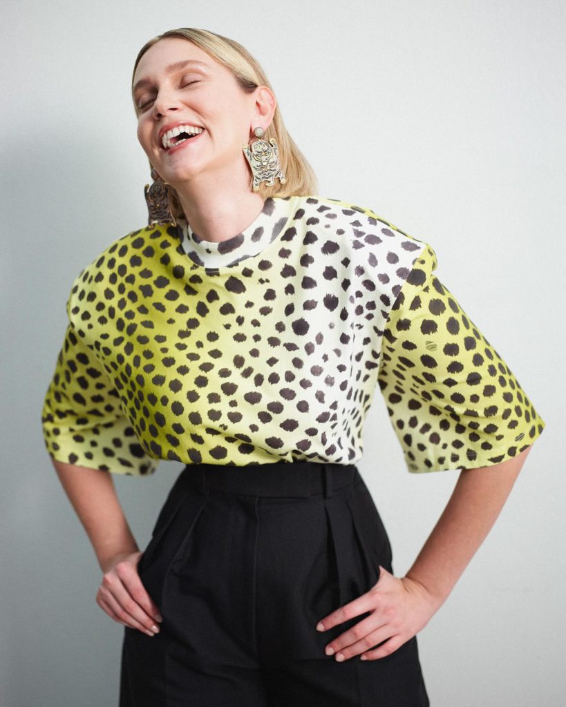 Farah Zeynep Abdullah ardent sex scenes