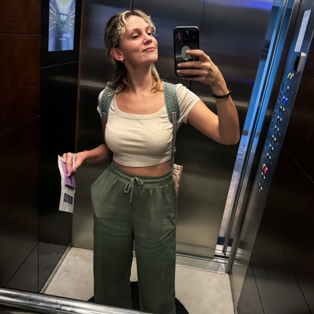 Farah Zeynep Abdullah depicts fire sexy