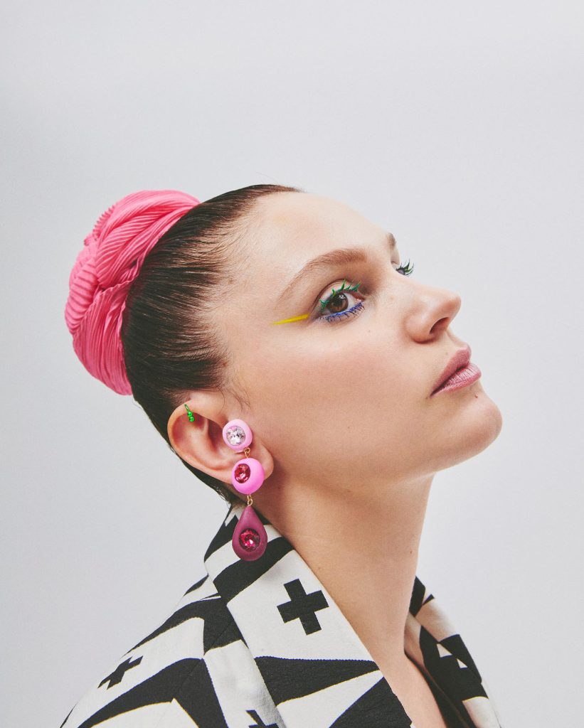 Farah Zeynep Abdullah looks bikini