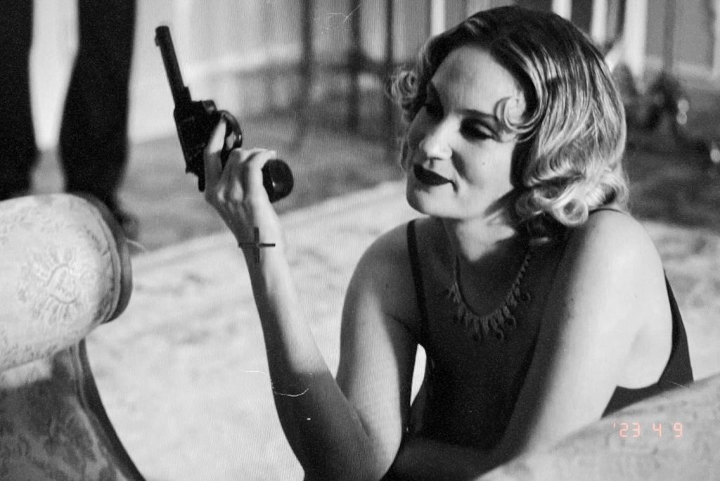 Farah Zeynep Abdullah looks boobs