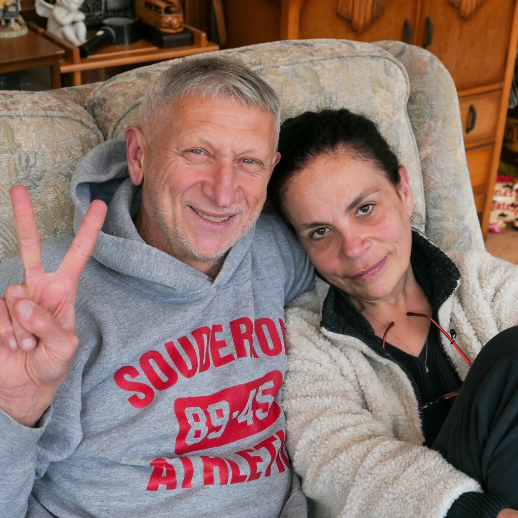 Farah Zeynep Abdullah looks hot bikini