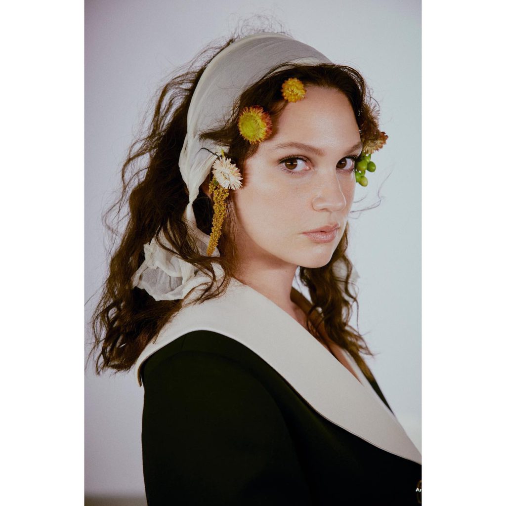 Farah Zeynep Abdullah looks porn