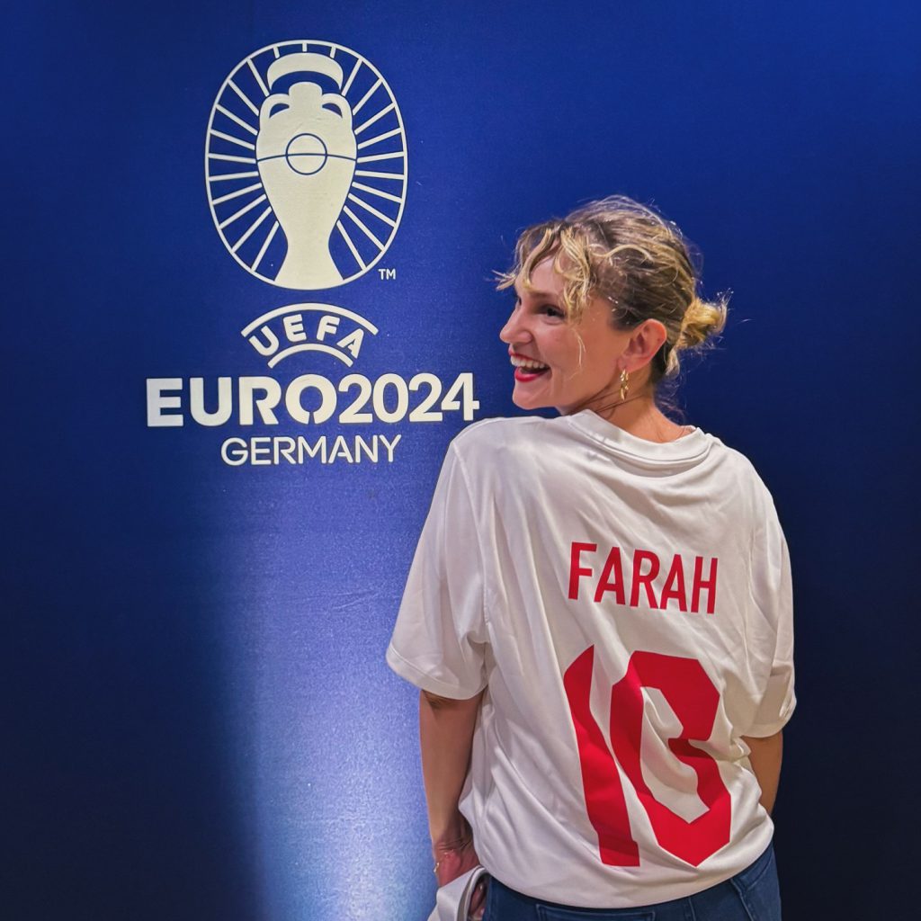 Farah Zeynep Abdullah modeling hot