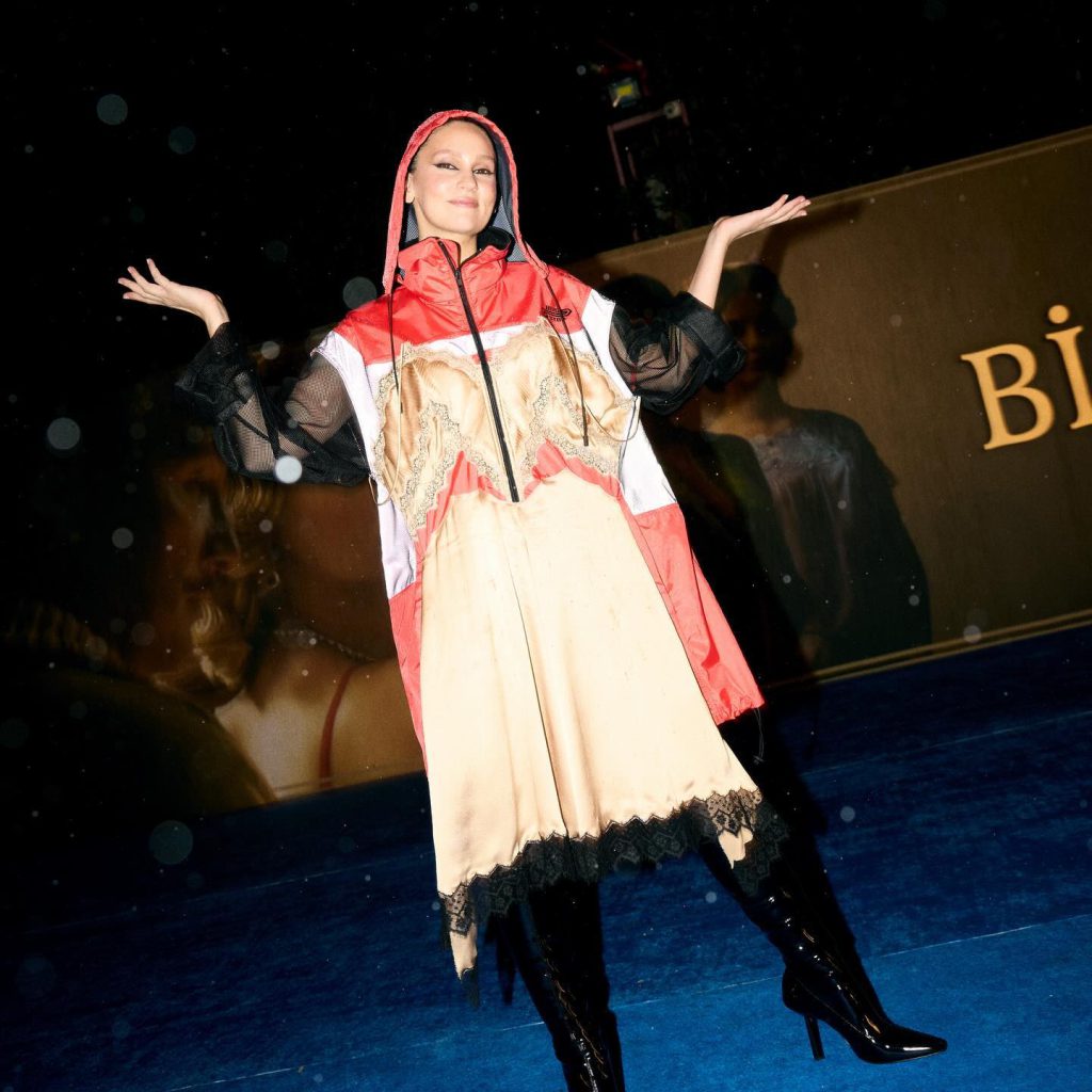 Farah Zeynep Abdullah modeling xxx sex