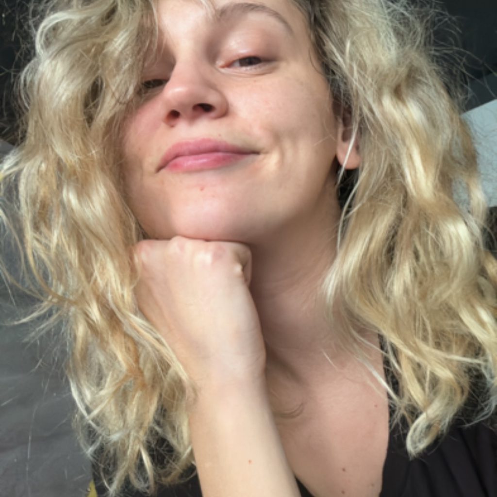 Farah Zeynep Abdullah slut hot