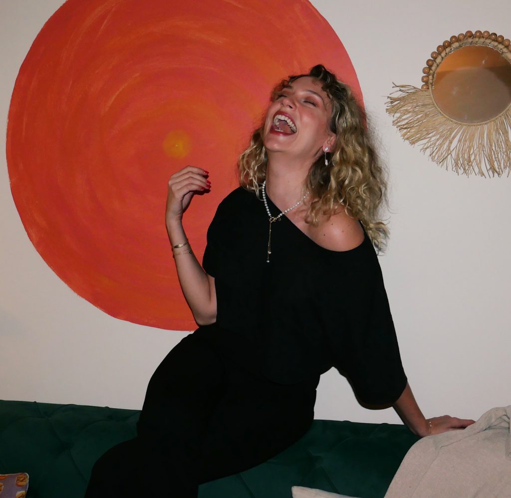 Farah Zeynep Abdullah smiles bikini