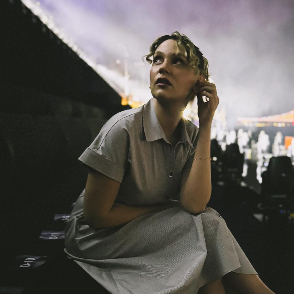 Farah Zeynep Abdullah smiles hot images