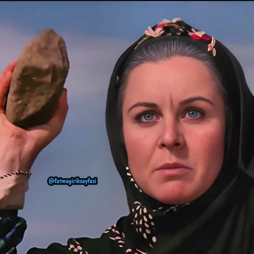 Fatma Girik depicts fire hot xxx