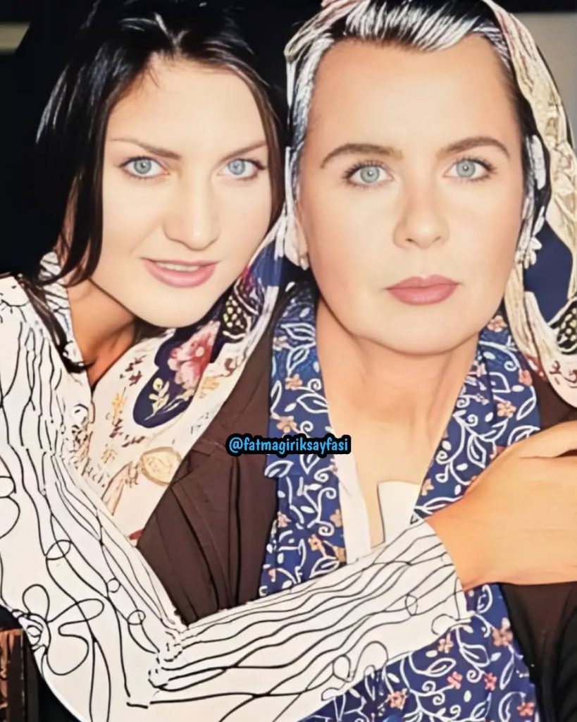 Fatma Girik depicts fire naked