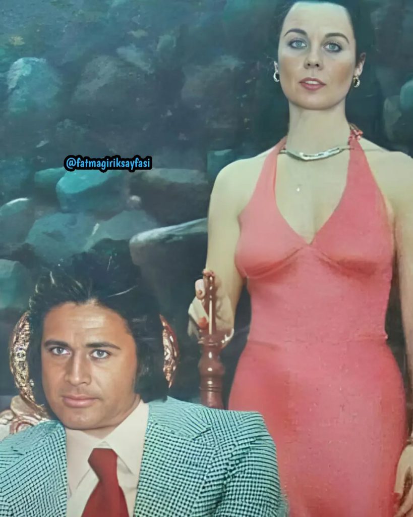 Fatma Girik depicts fire nude