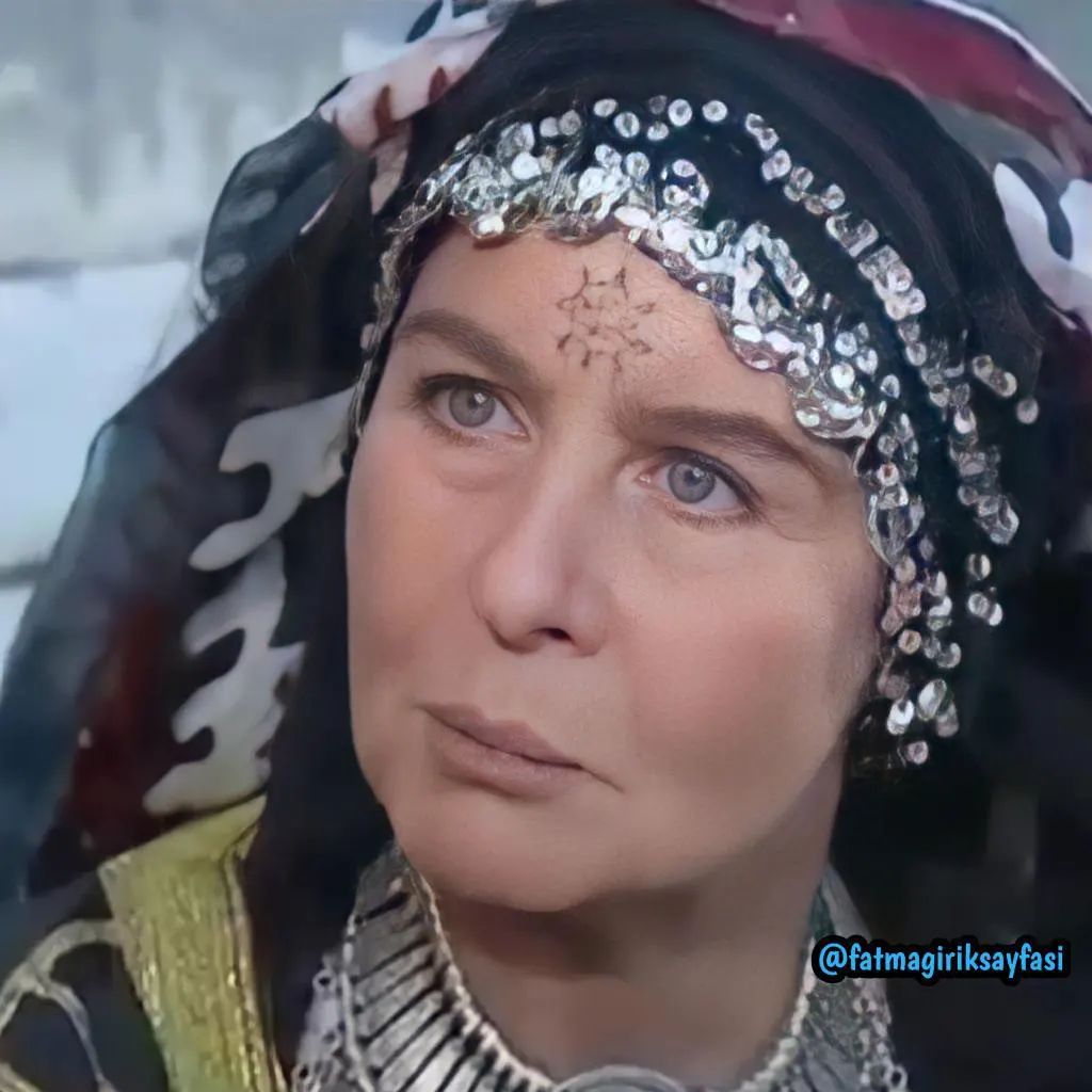 Fatma Girik modeling xxx porn