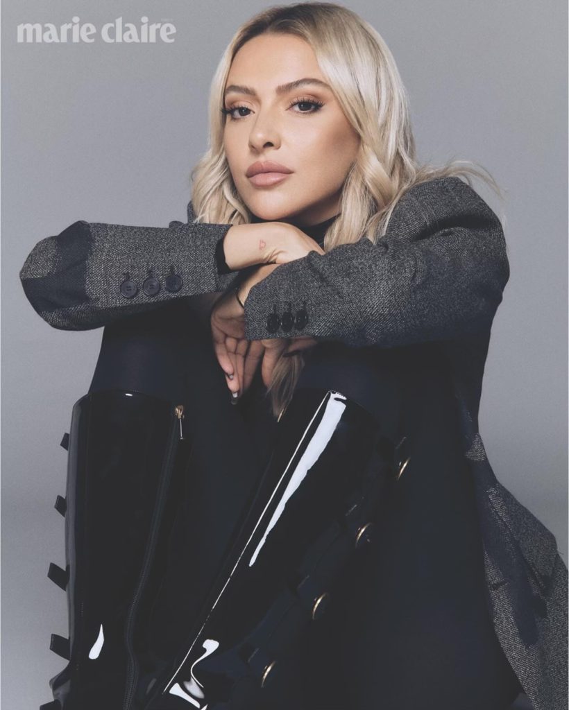 Hadise beautiful hot bikini