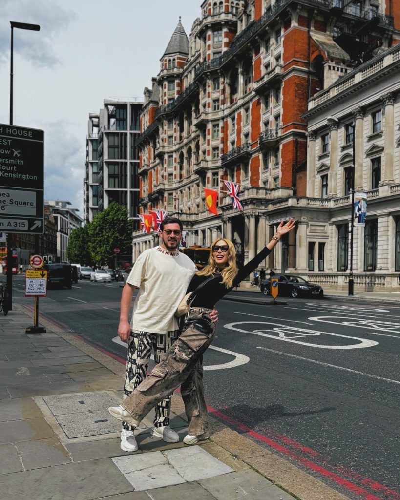 Hande Sarıoğlu ardent hot images