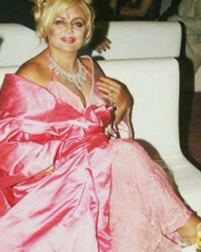 Hande Sarıoğlu ardent nudes