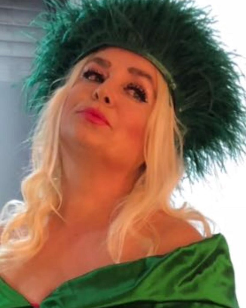 Hande Sarıoğlu beautiful sex scenes