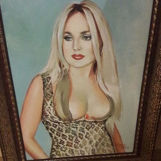 Hande Sarıoğlu depicts fire bikini