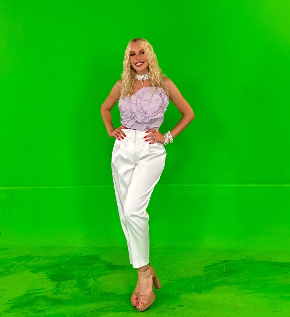 Hande Sarıoğlu hot xxx