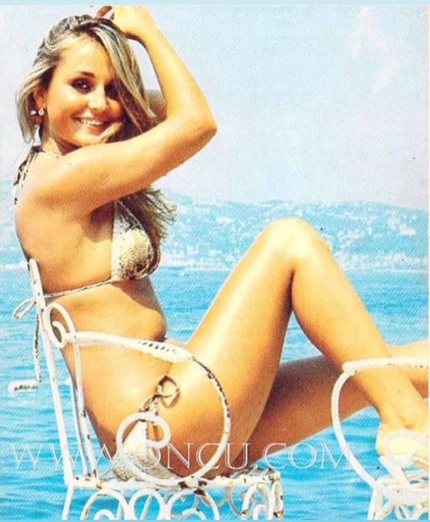 Hande Sarıoğlu modeling xxx porn