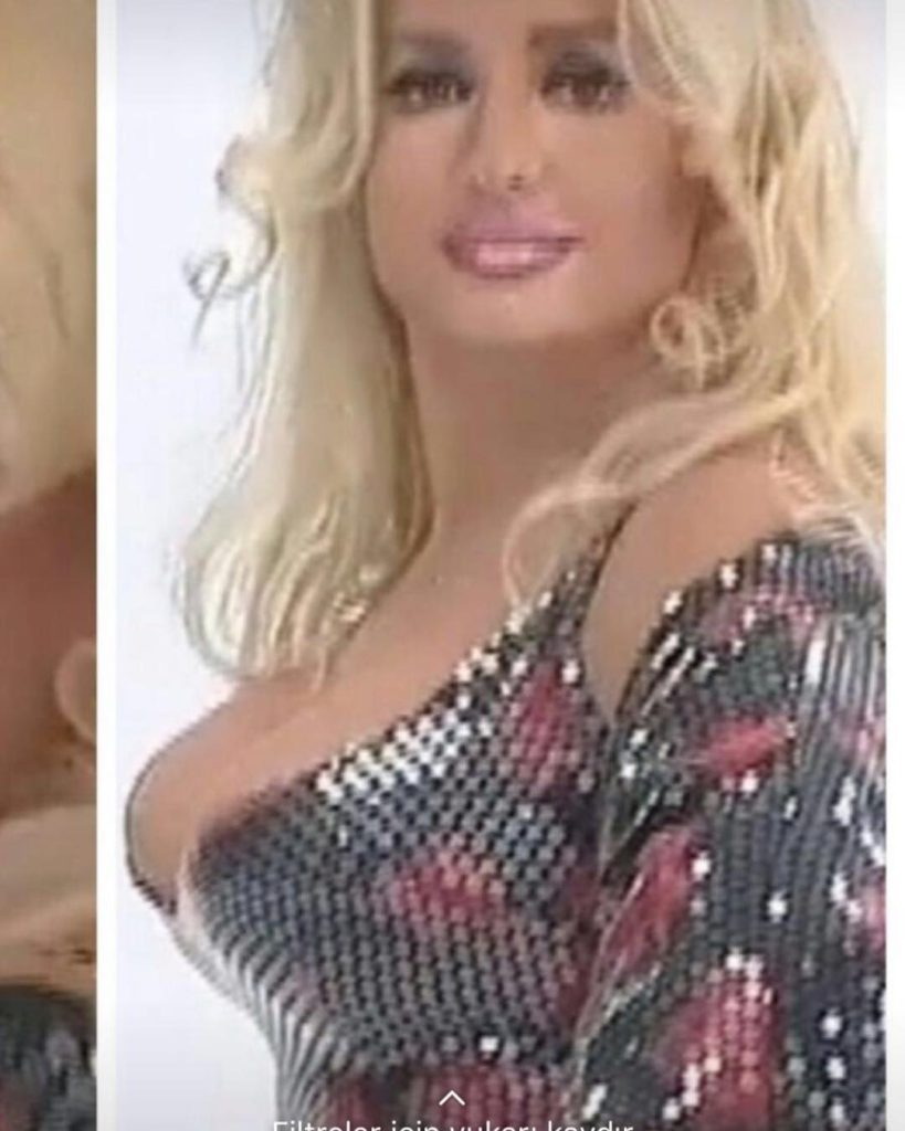 Hande Sarıoğlu naked