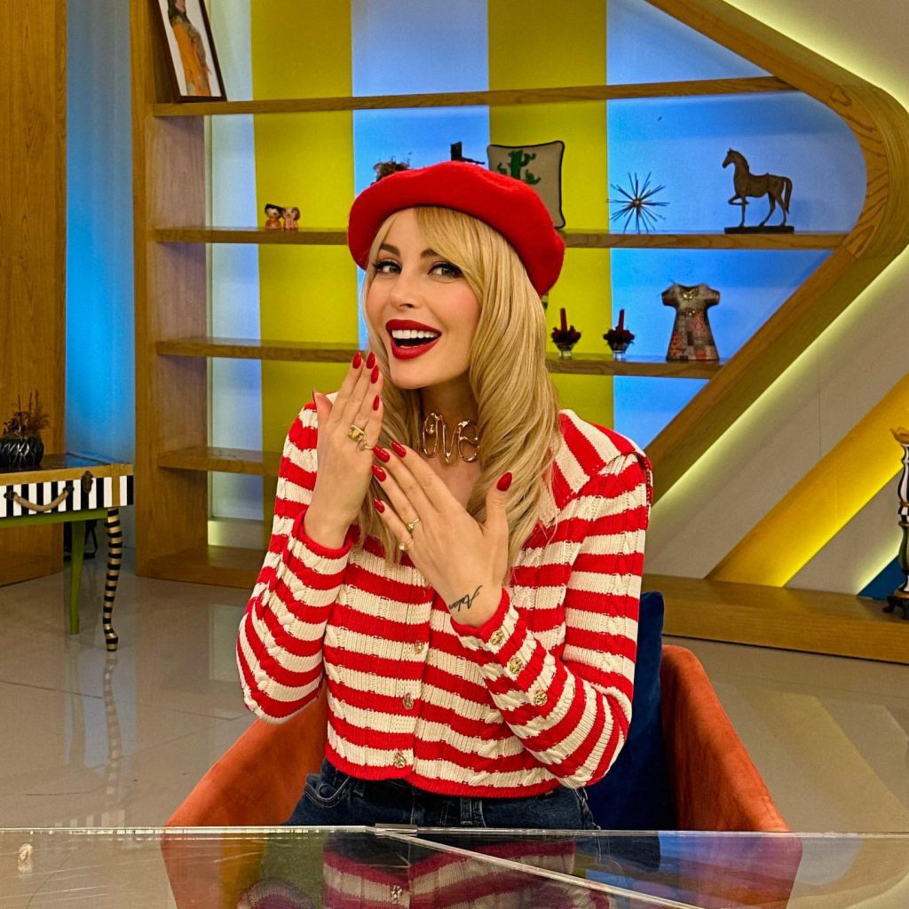 Hande Sarıoğlu porn