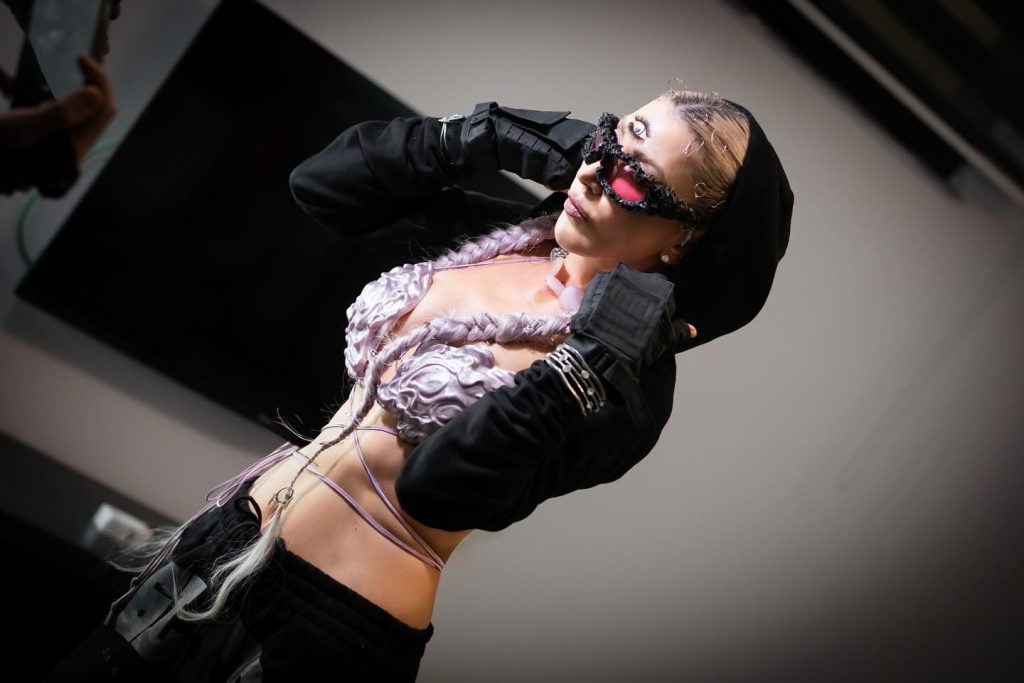 Hande Yener poses hot