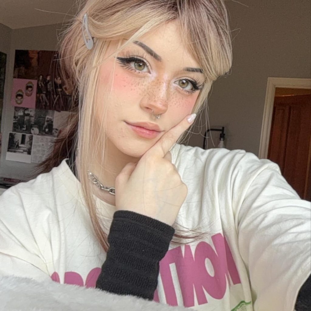 Hannah Owo ardent ass