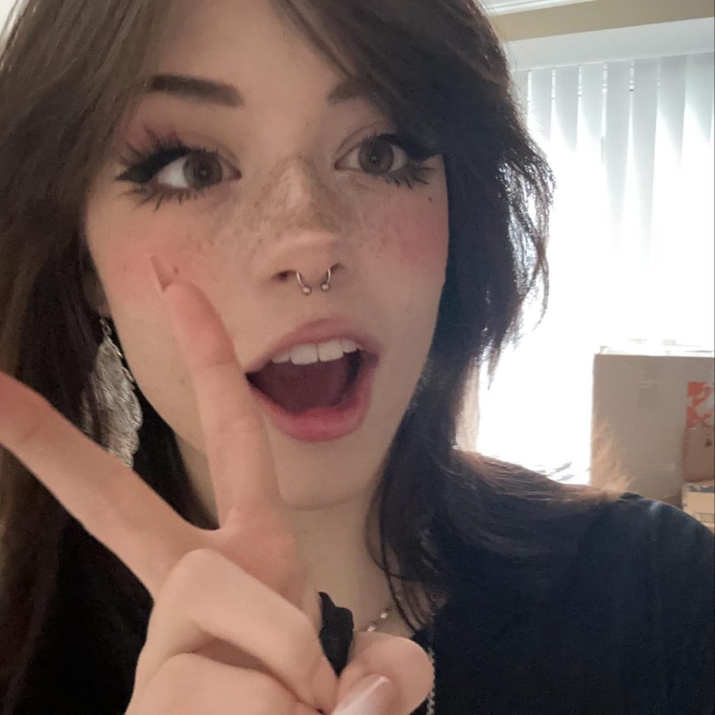Hannah Owo beautiful pussy