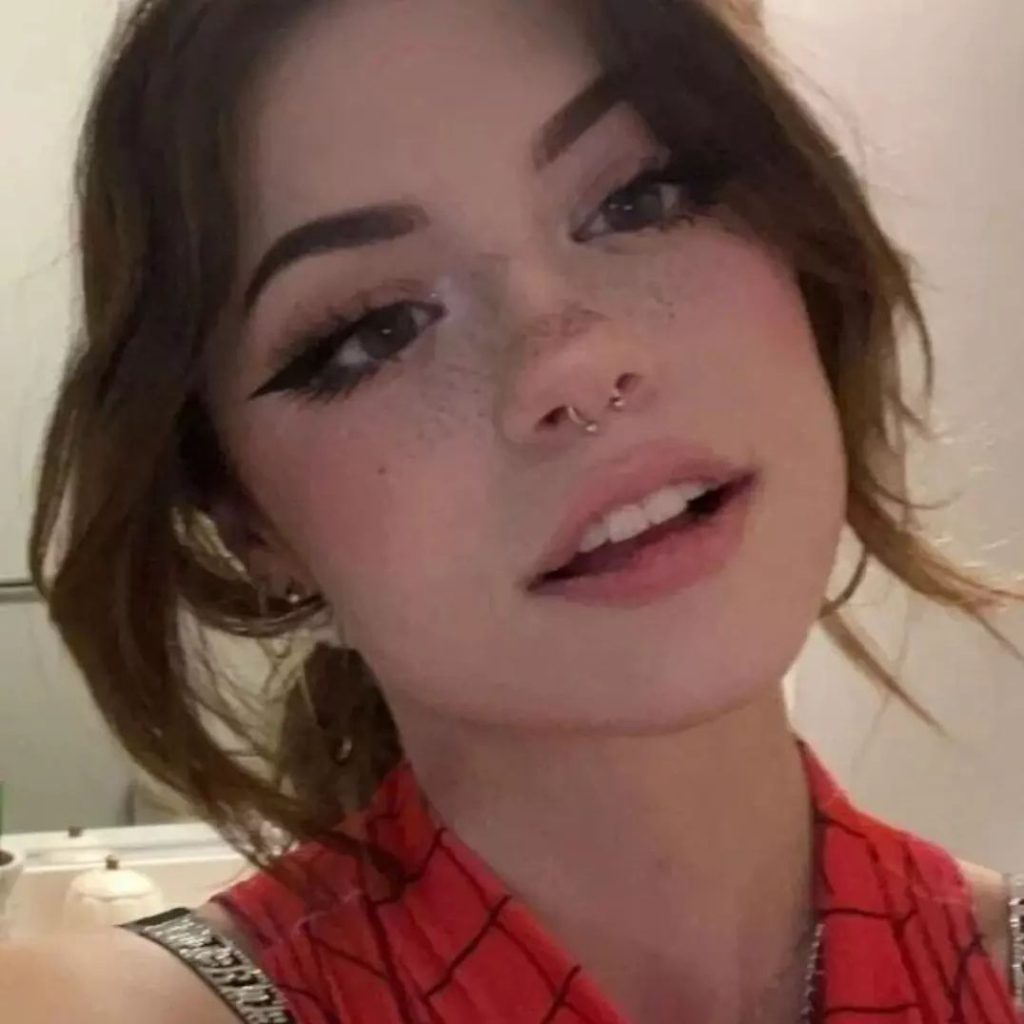 Hannah Owo depicts fire fuck