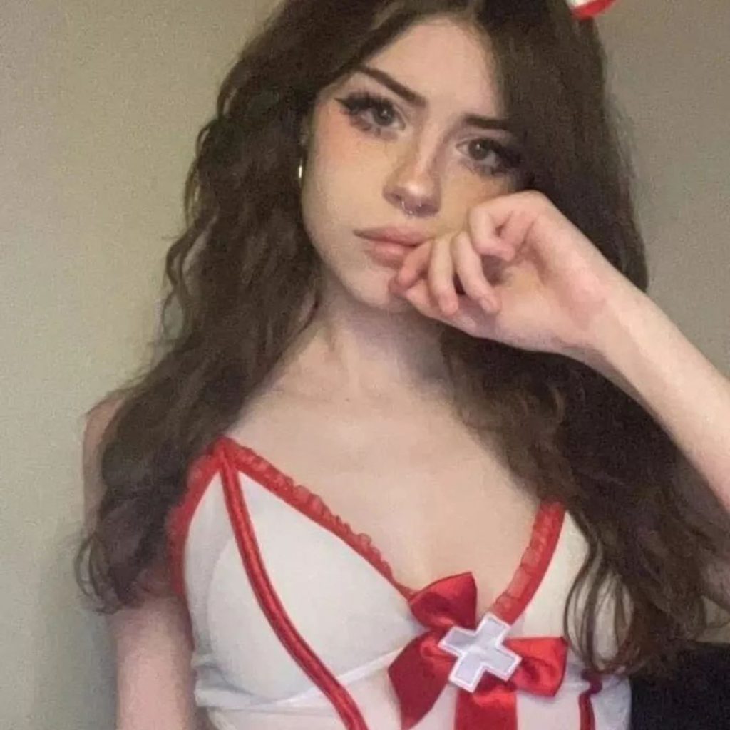 Hannah Owo depicts fire hot