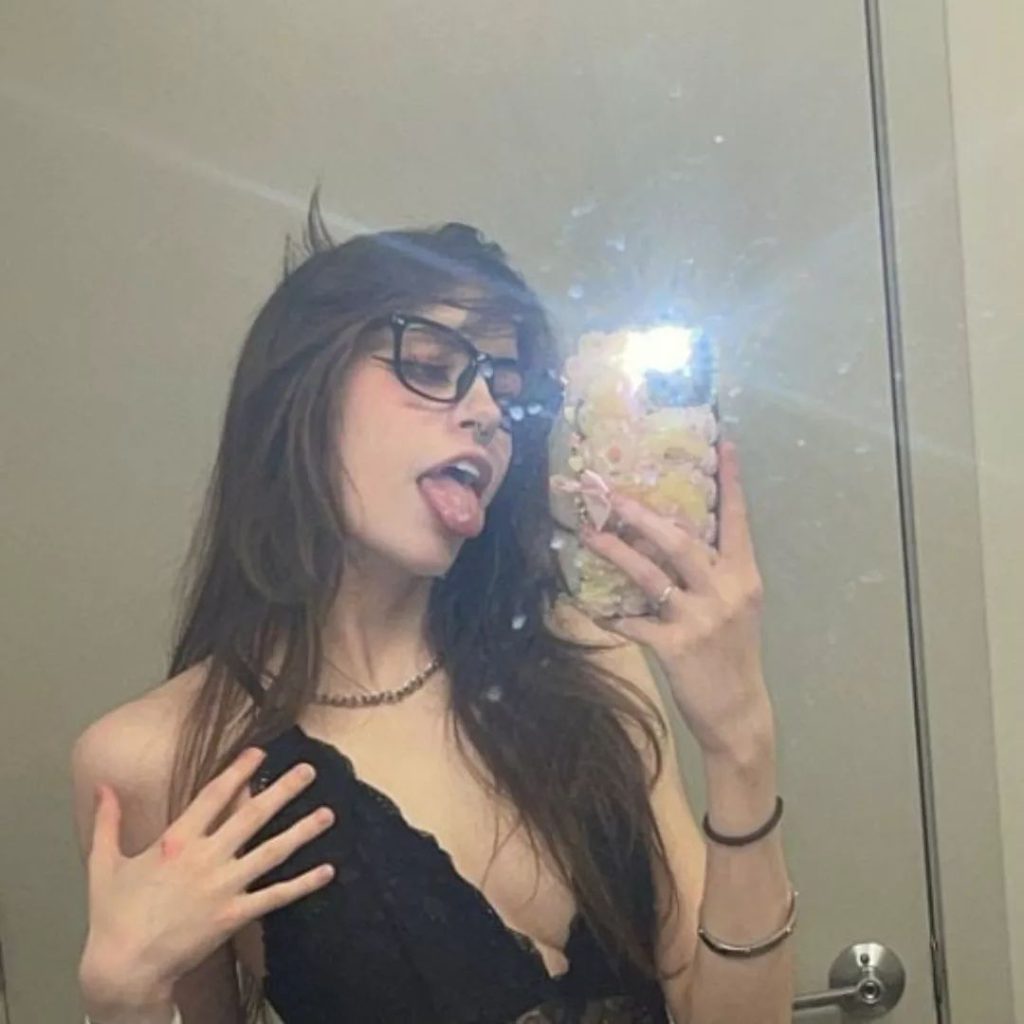 Hannah Owo depicts fire pussy