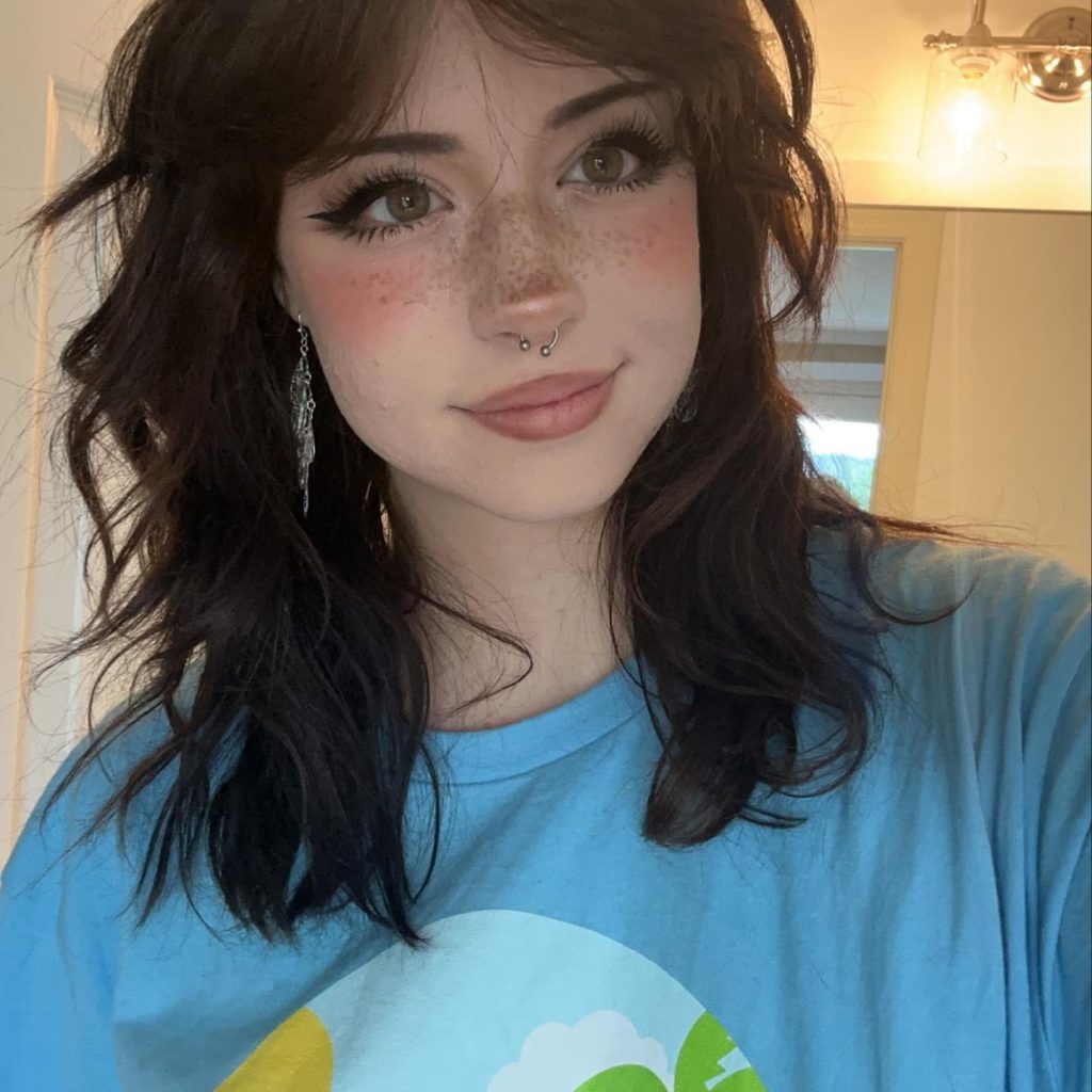 Hannah Owo looks hot pics