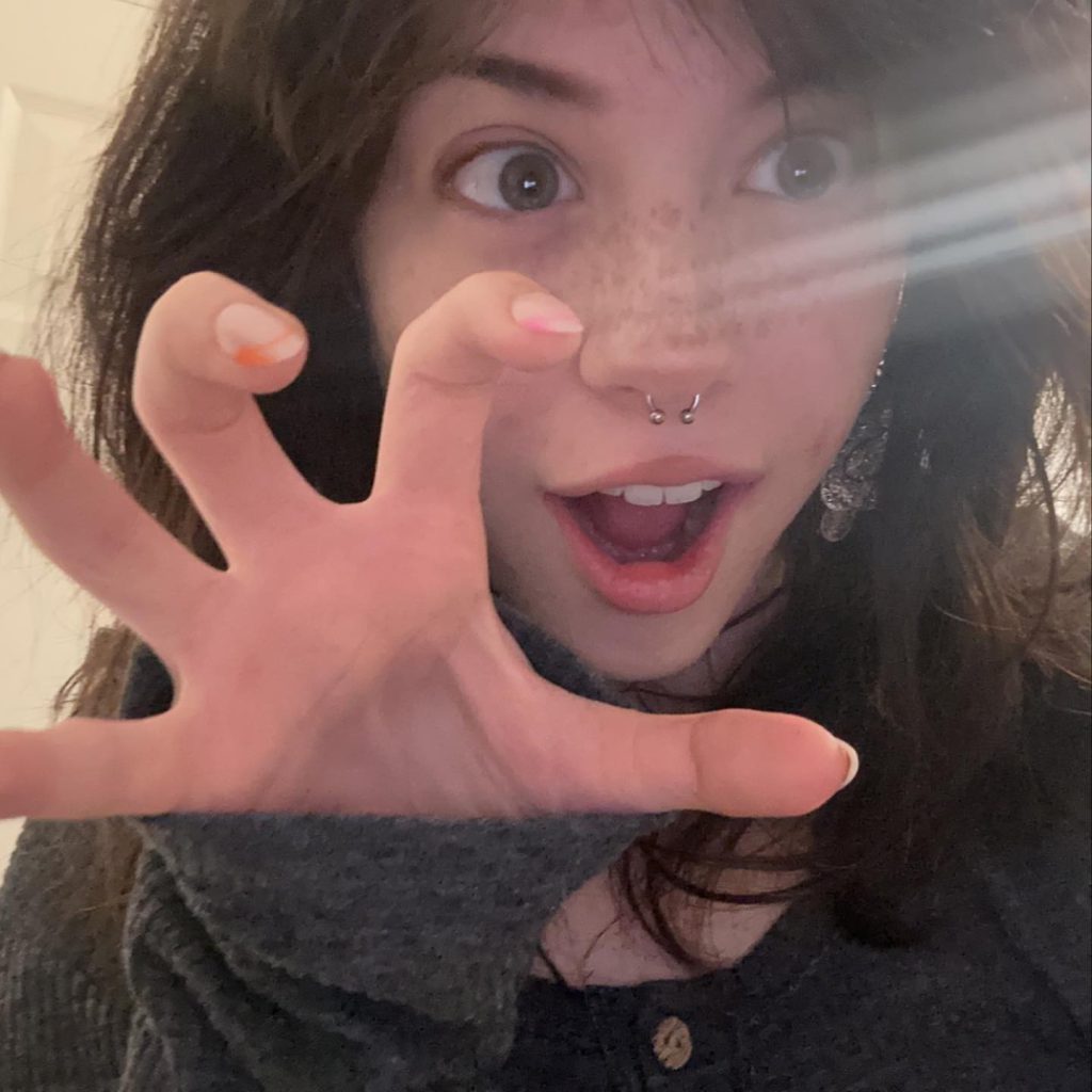 Hannah Owo looks xxx