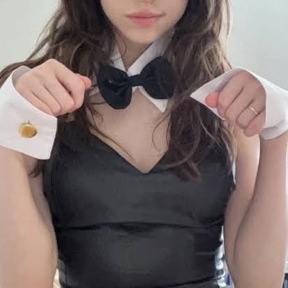 Hannah Owo modeling hot pics