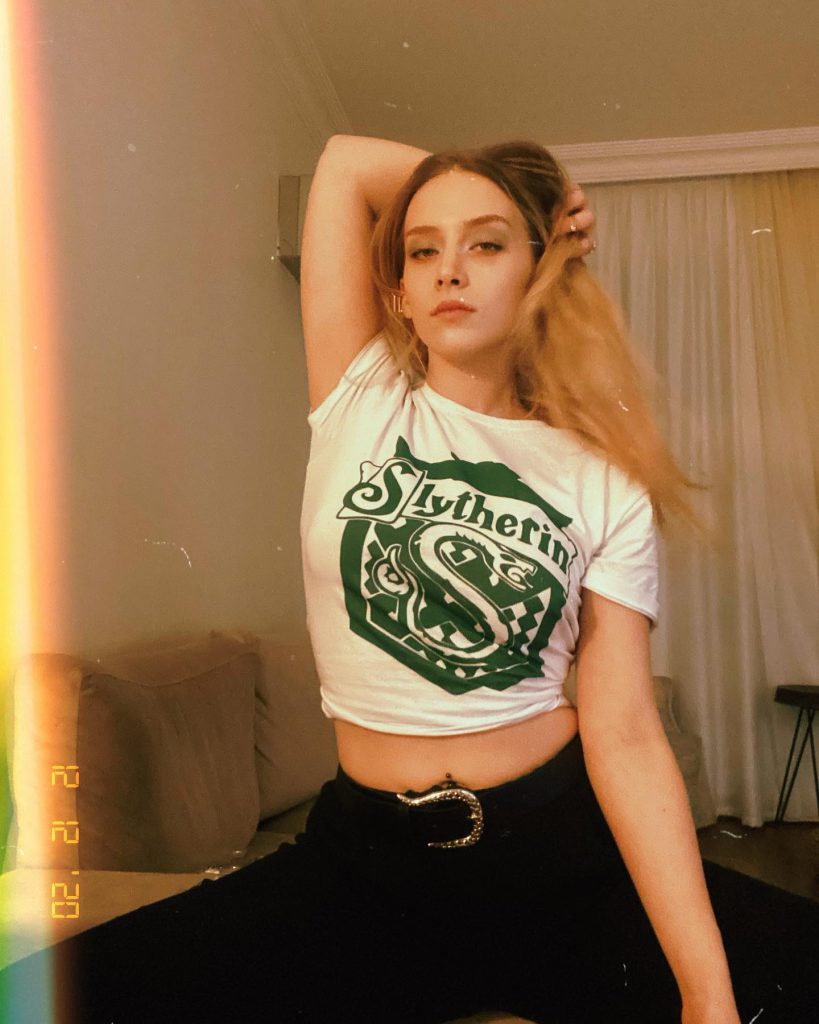 Hayal Köseoğlu beautiful hot images