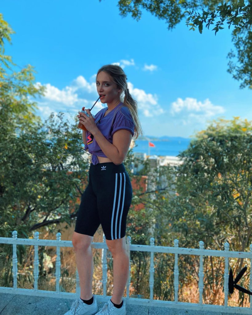 Hayal Köseoğlu depicts fire sexy