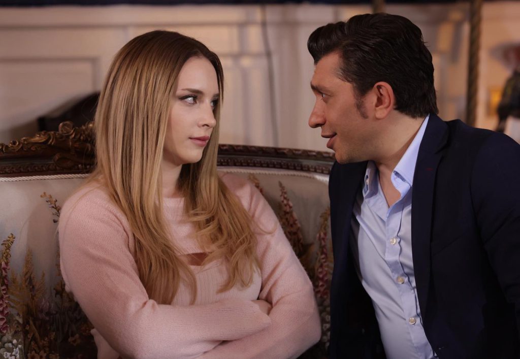 Hayal Köseoğlu sex